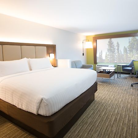 Holiday Inn Express & Suites Greenwood Mall By Ihg Buitenkant foto