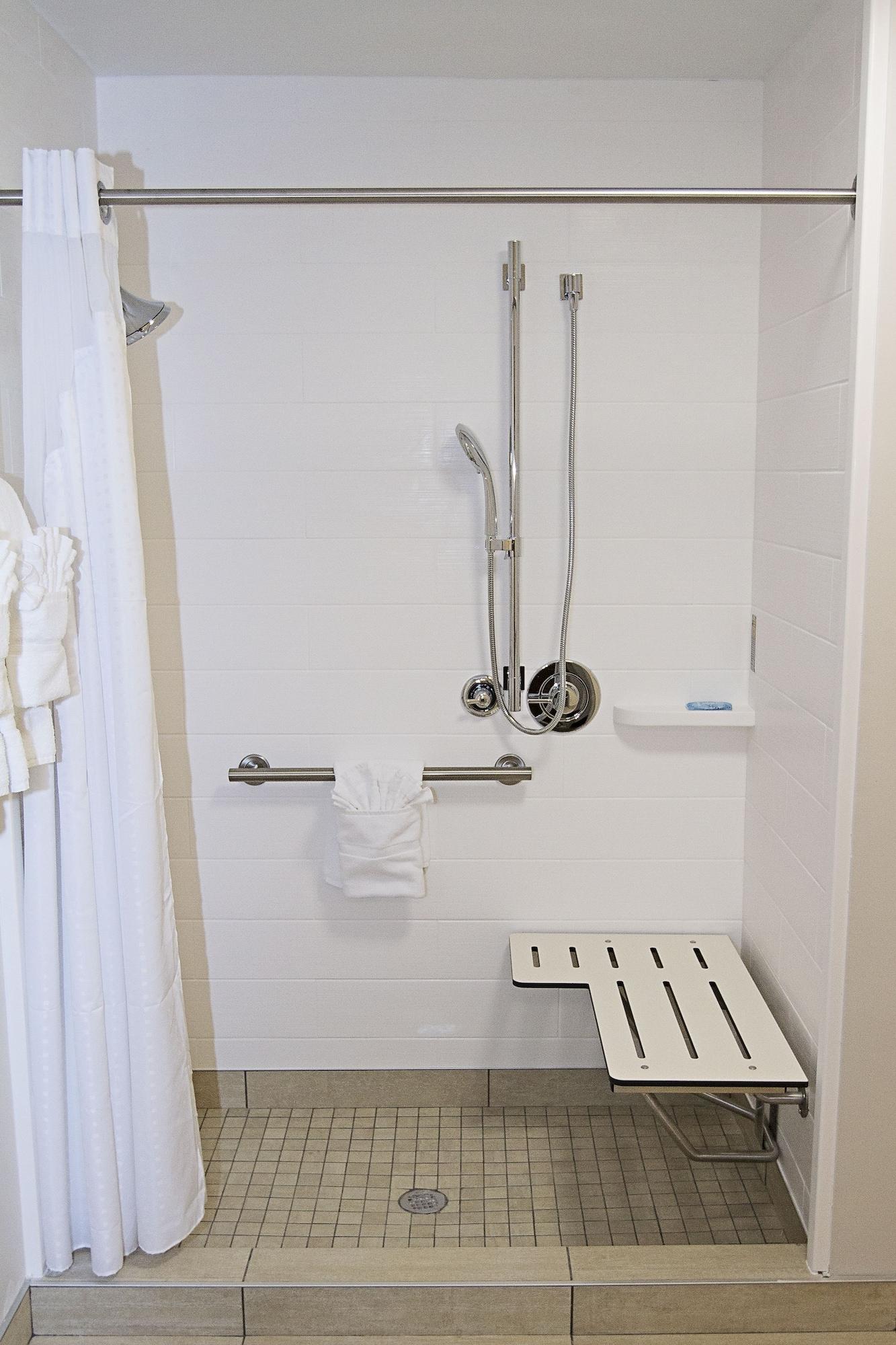 Holiday Inn Express & Suites Greenwood Mall By Ihg Buitenkant foto