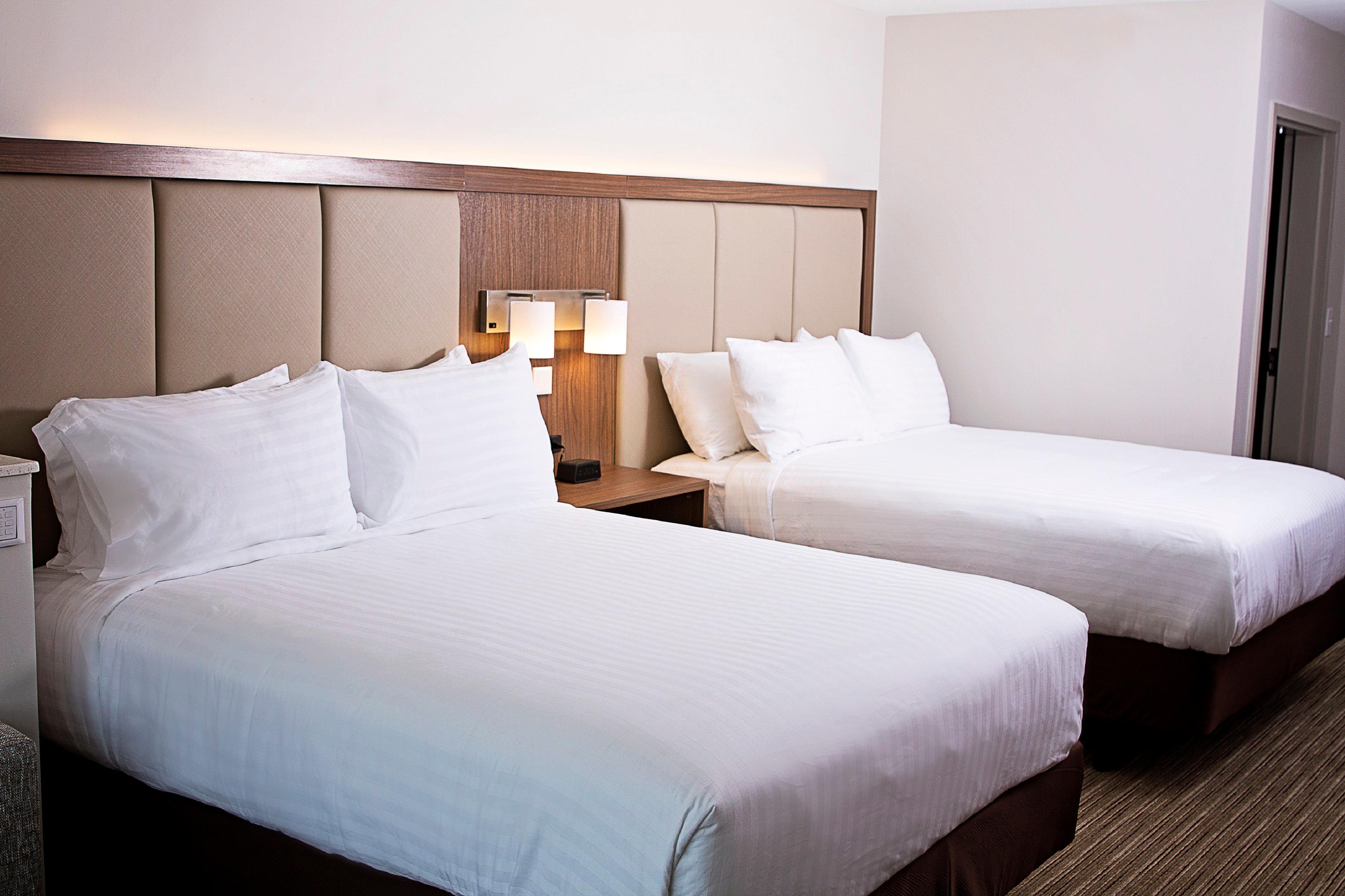 Holiday Inn Express & Suites Greenwood Mall By Ihg Buitenkant foto