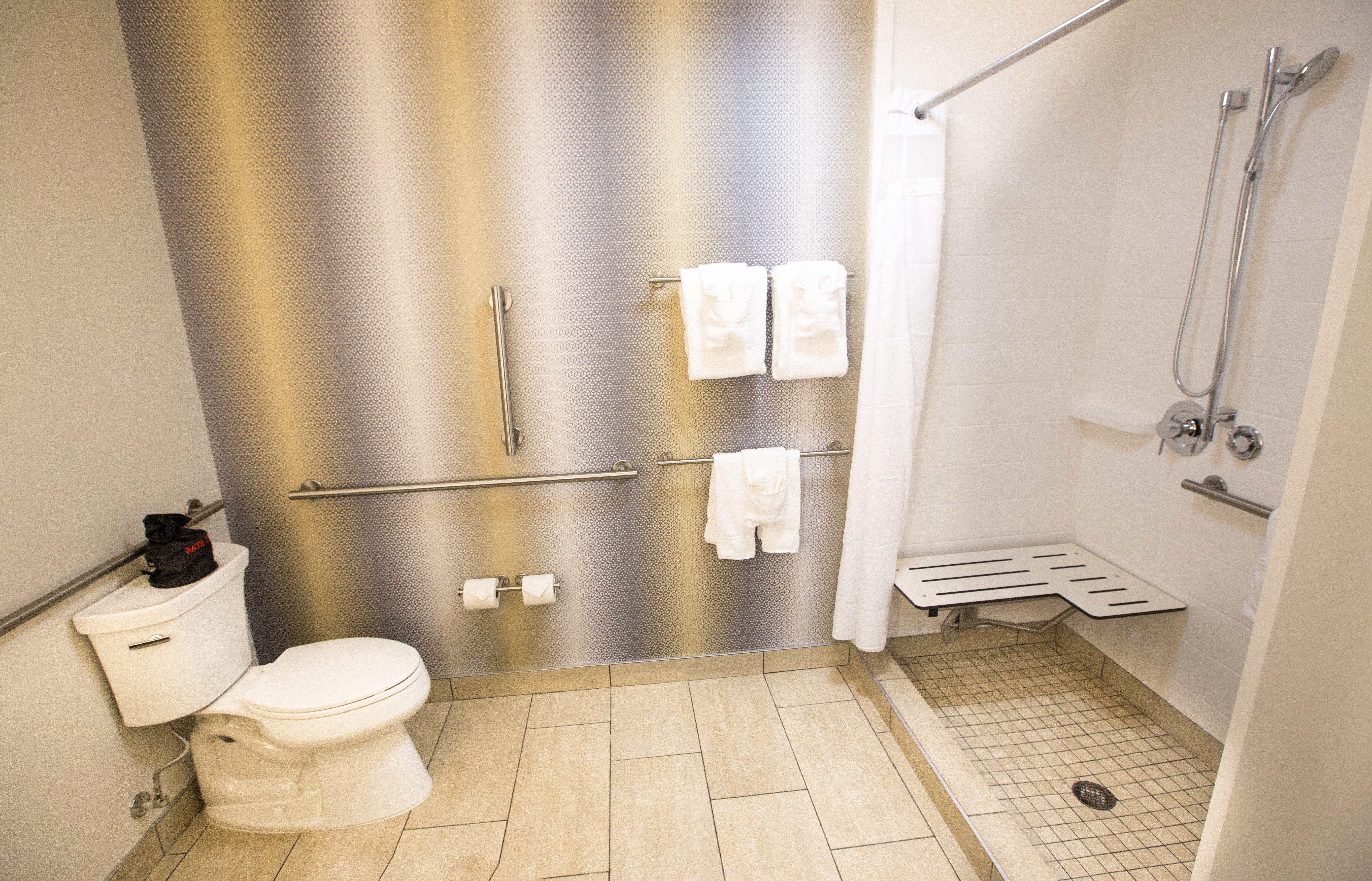 Holiday Inn Express & Suites Greenwood Mall By Ihg Buitenkant foto