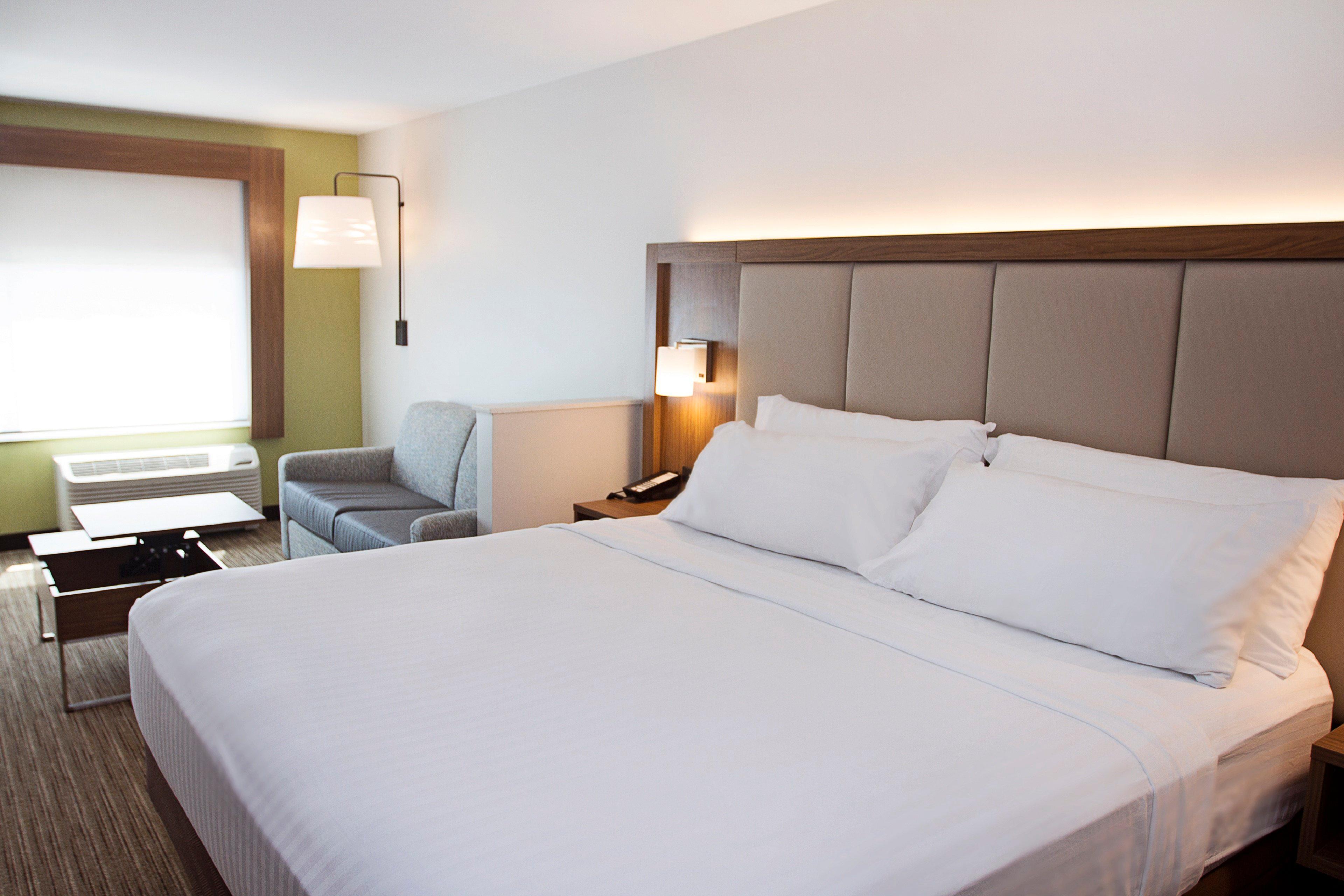 Holiday Inn Express & Suites Greenwood Mall By Ihg Buitenkant foto